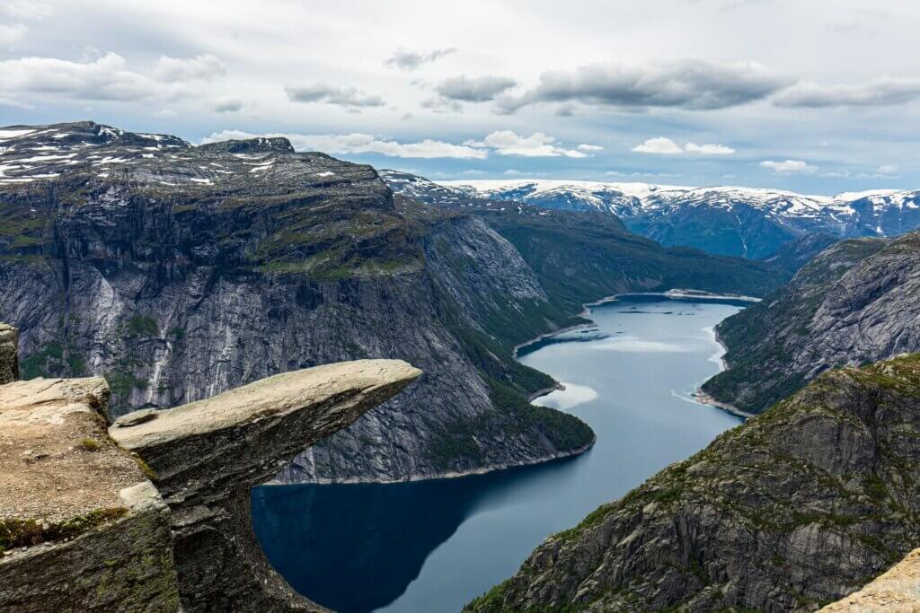 Hardangerfjord: Trolltunga