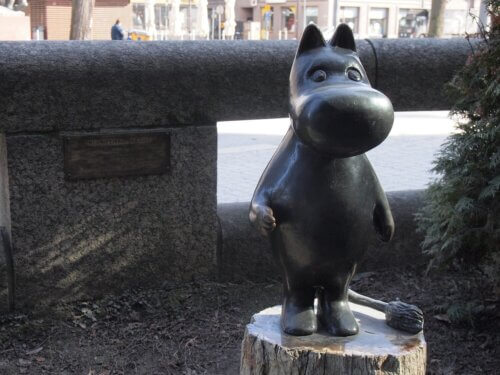 Moomin figure in front of the Moomin Museum in Tampere